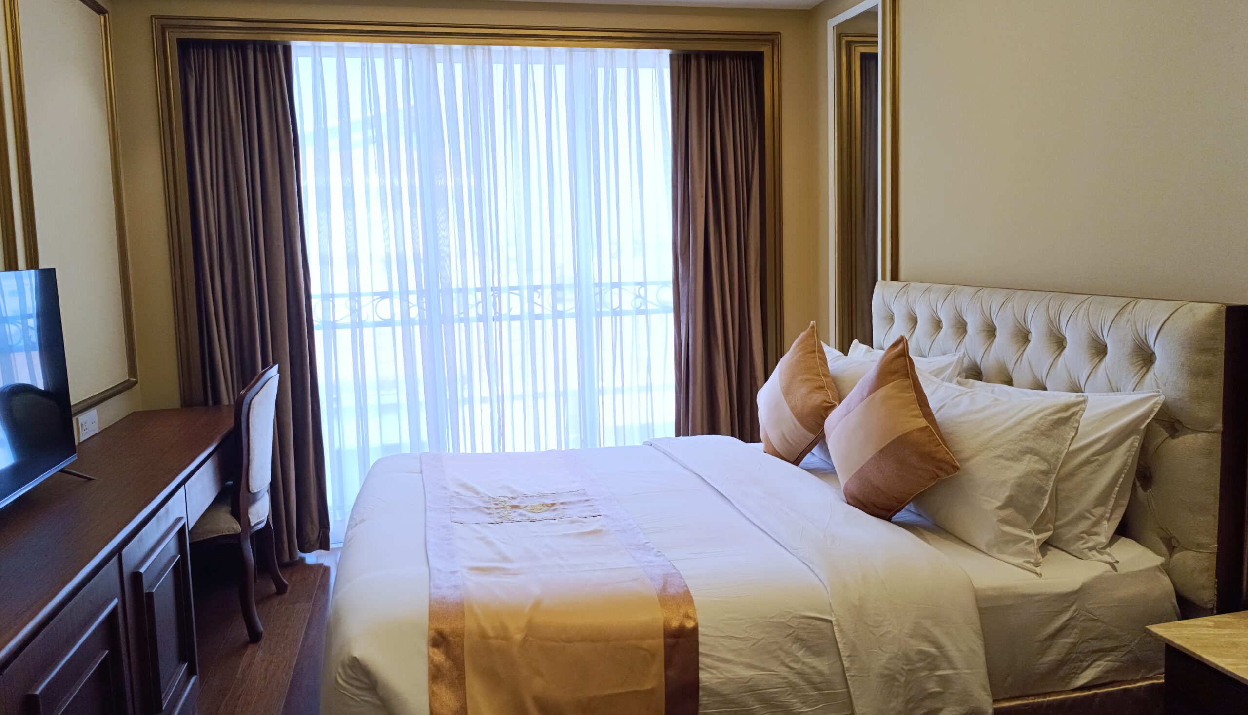 Deluxe Rooms & Family Suites Hotel in Cox's Bazar