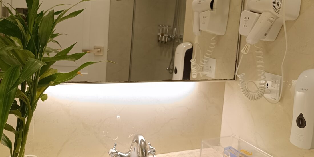 master_suite_two_bed_room