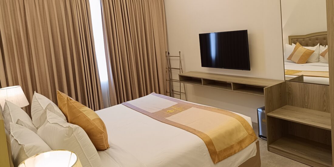 master_suite_two_bed_room